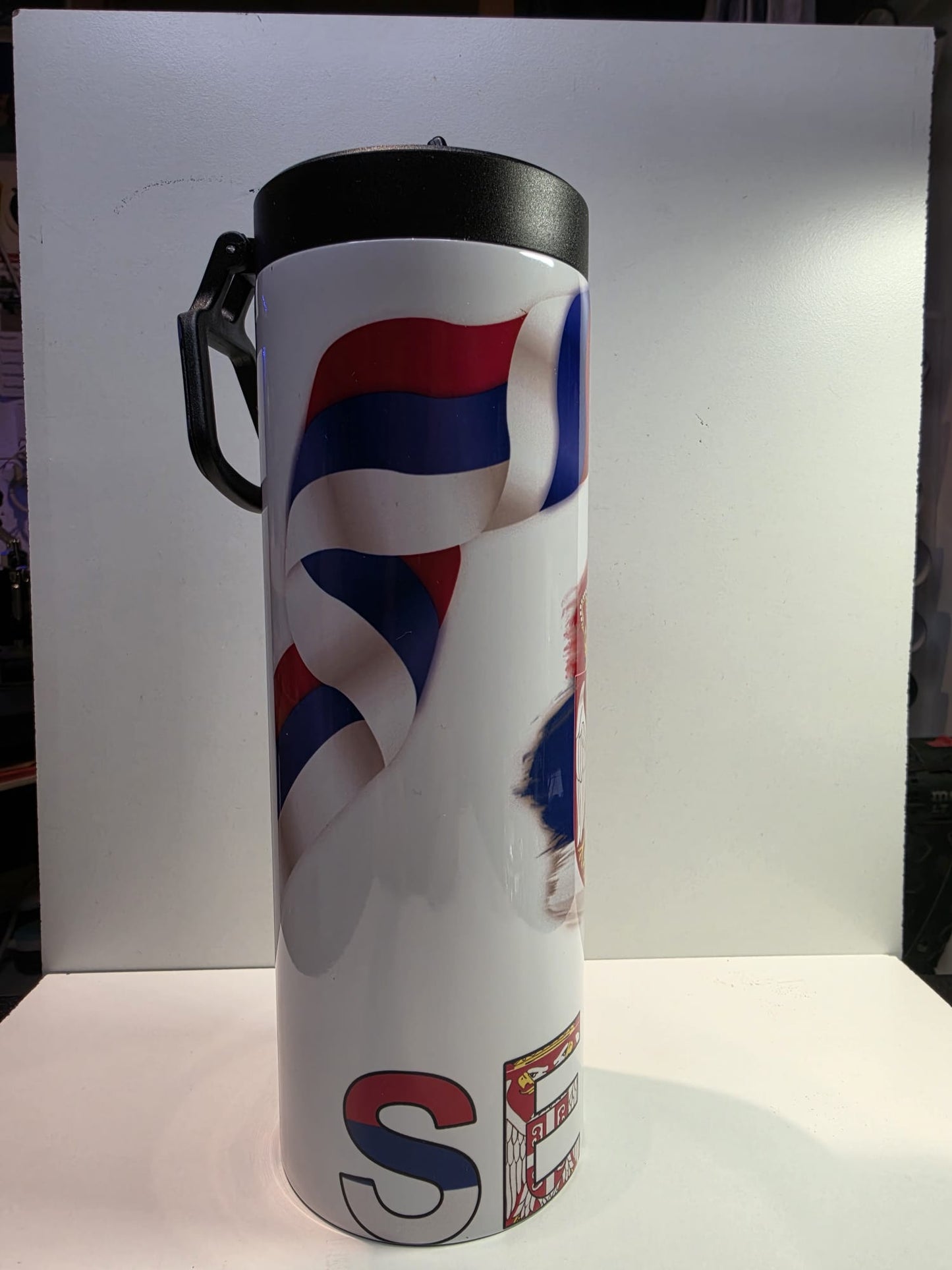 Thermo Flasche Serbien 600ml